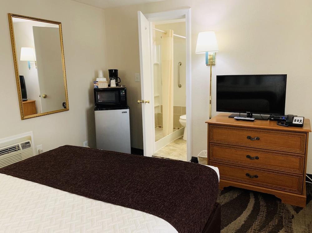 Rodeway Inn & Suites Sheridan Bagian luar foto