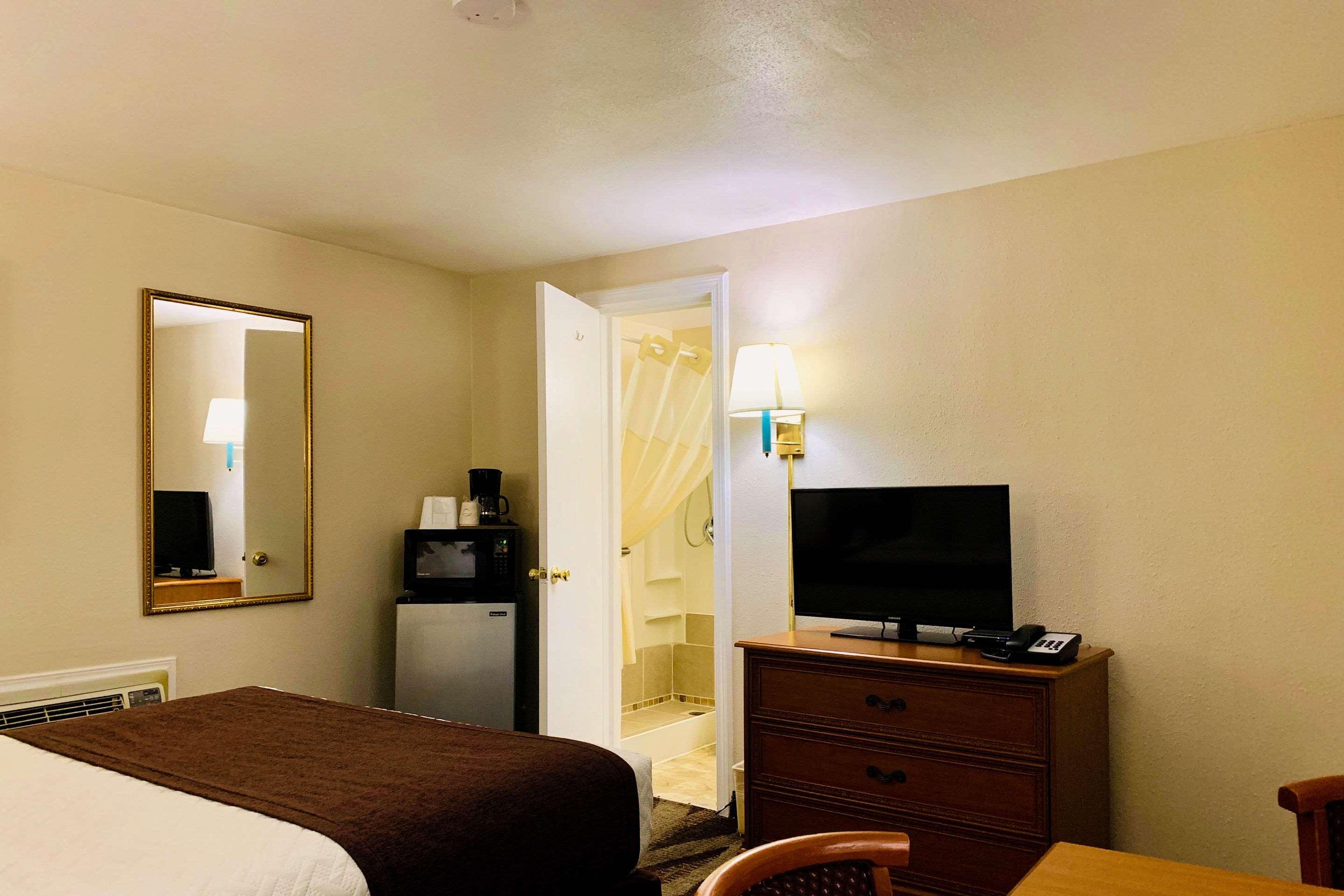 Rodeway Inn & Suites Sheridan Bagian luar foto