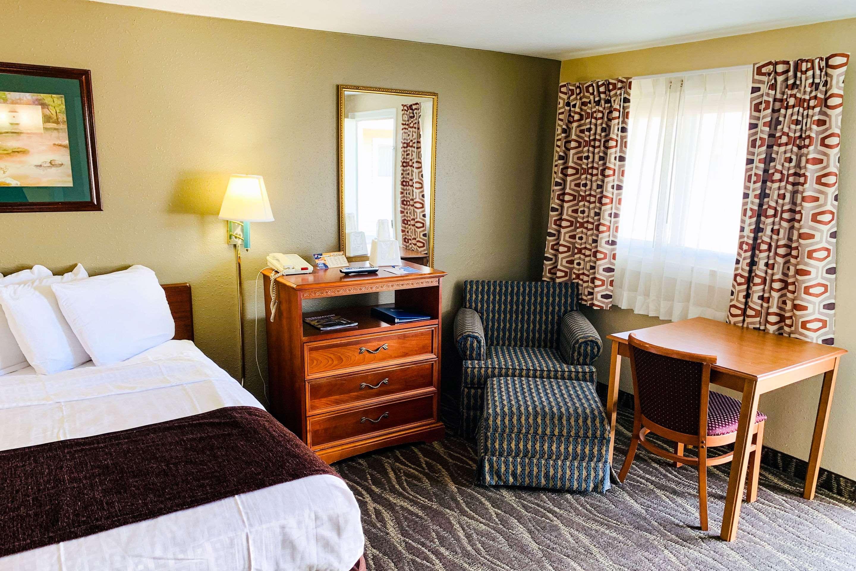 Rodeway Inn & Suites Sheridan Bagian luar foto