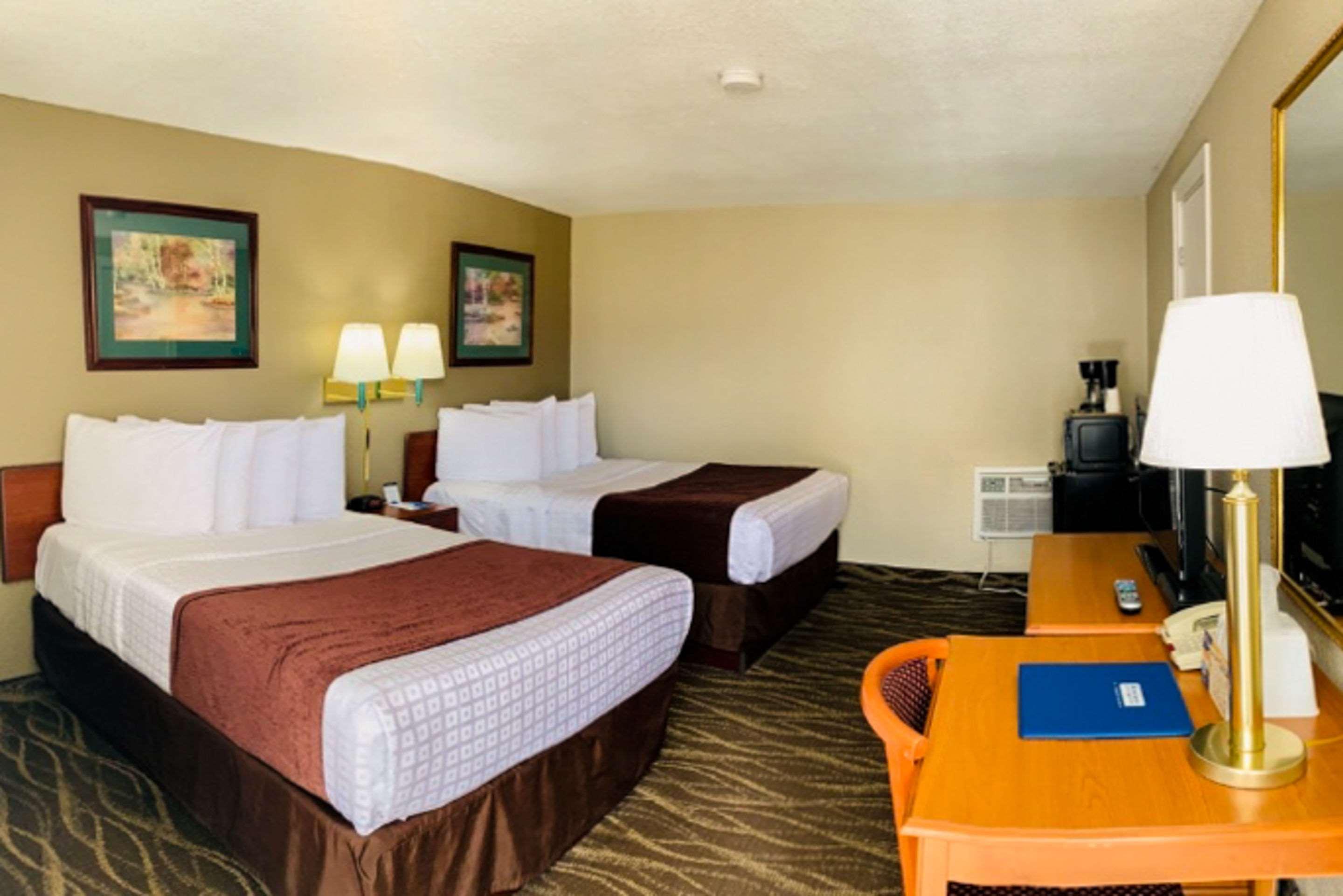 Rodeway Inn & Suites Sheridan Bagian luar foto