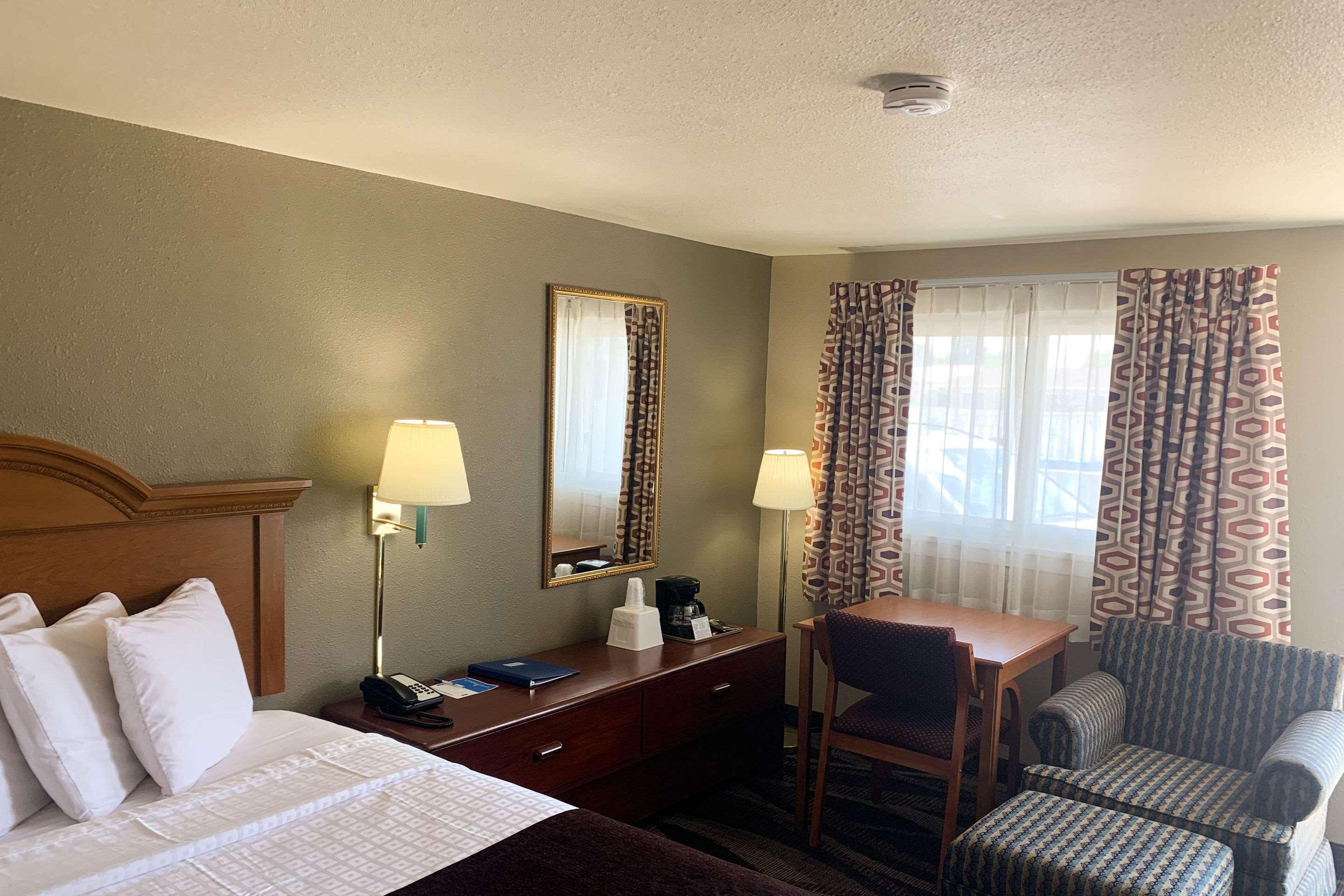 Rodeway Inn & Suites Sheridan Bagian luar foto
