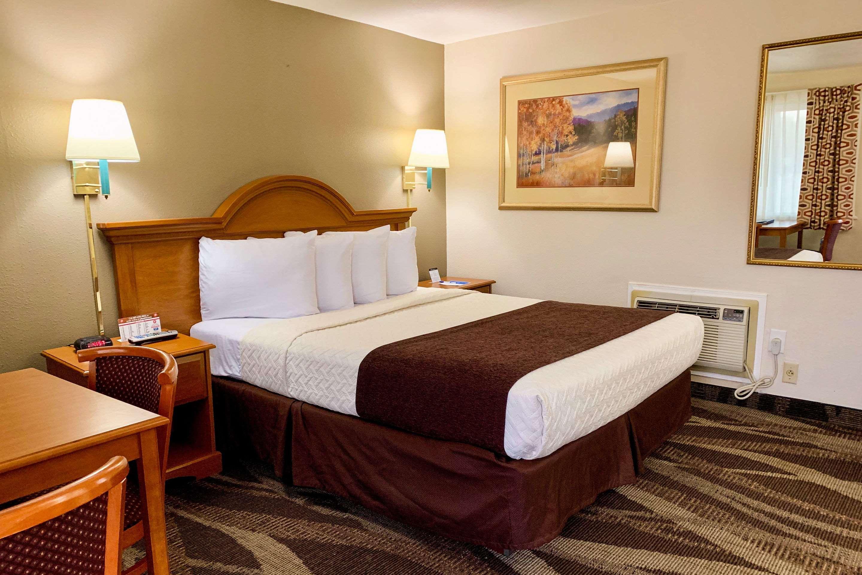 Rodeway Inn & Suites Sheridan Bagian luar foto