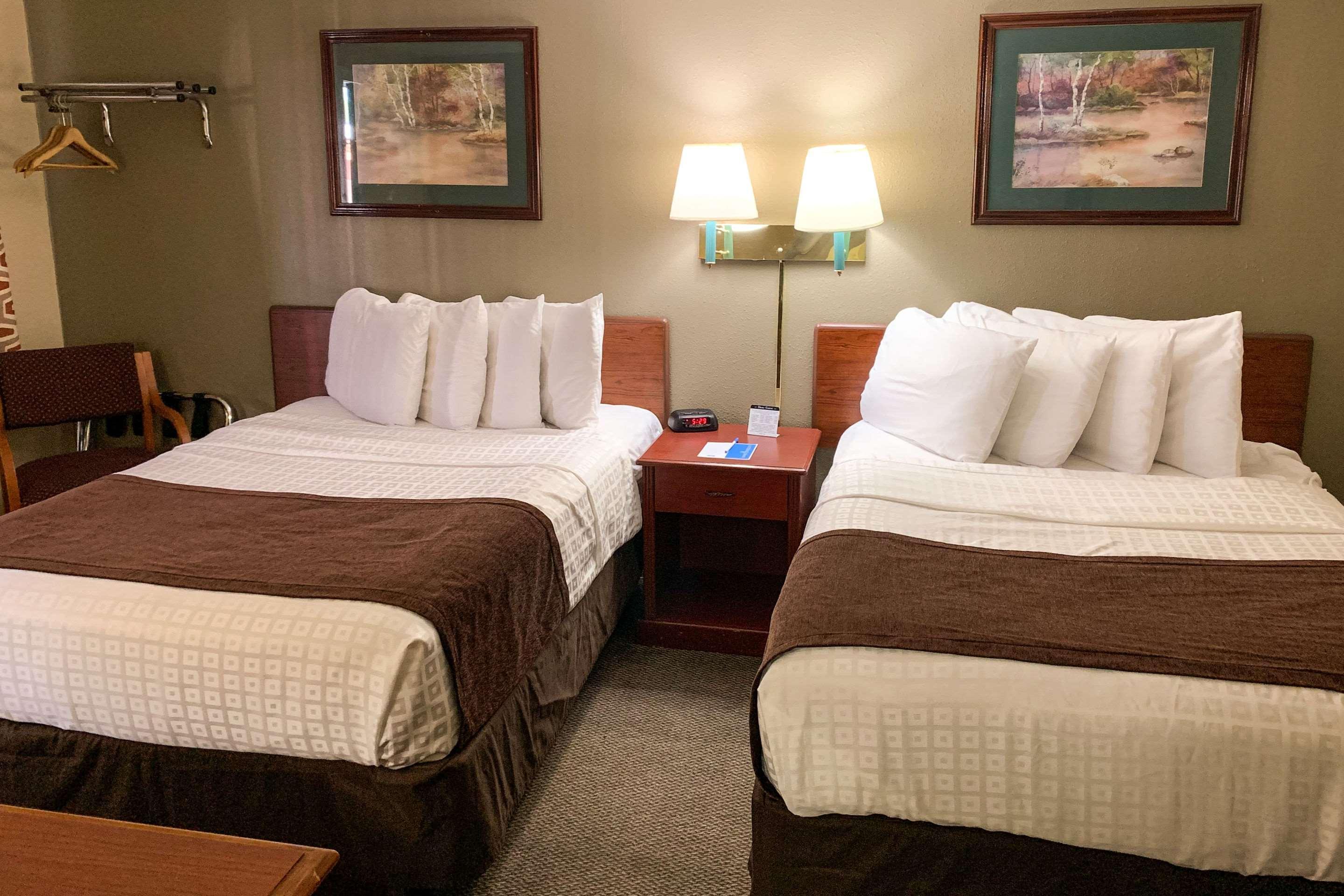 Rodeway Inn & Suites Sheridan Bagian luar foto