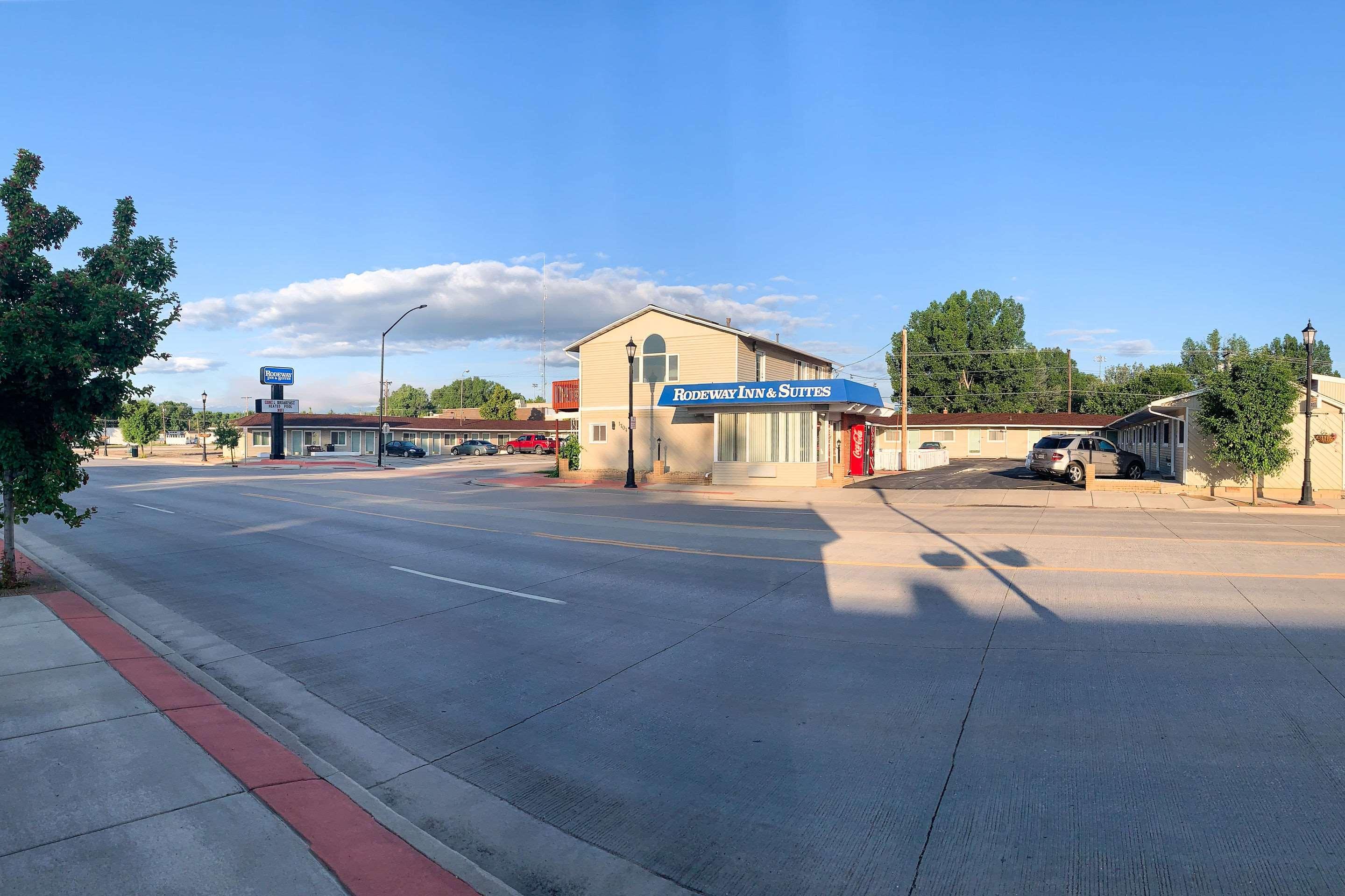 Rodeway Inn & Suites Sheridan Bagian luar foto