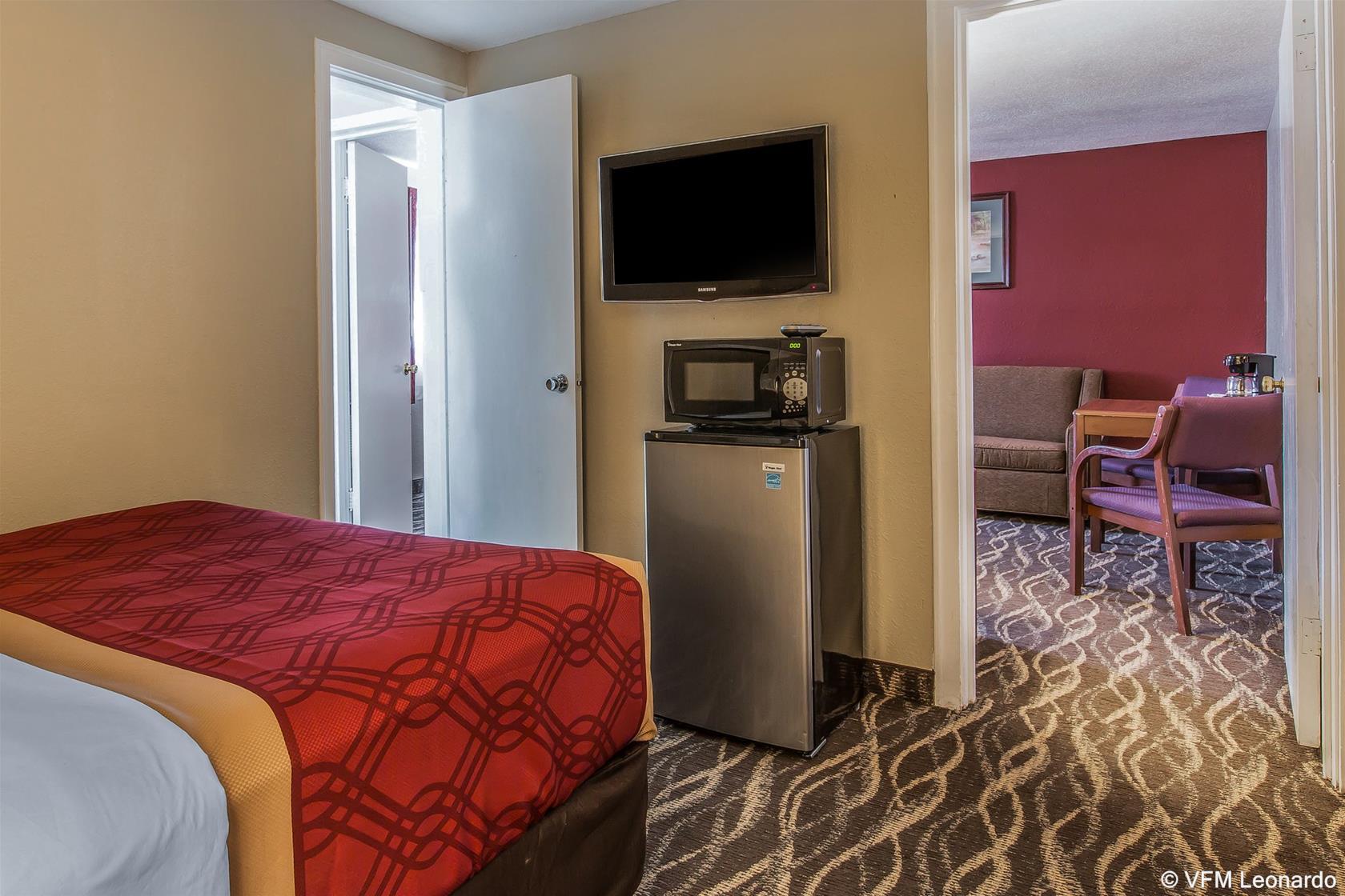 Rodeway Inn & Suites Sheridan Bagian luar foto