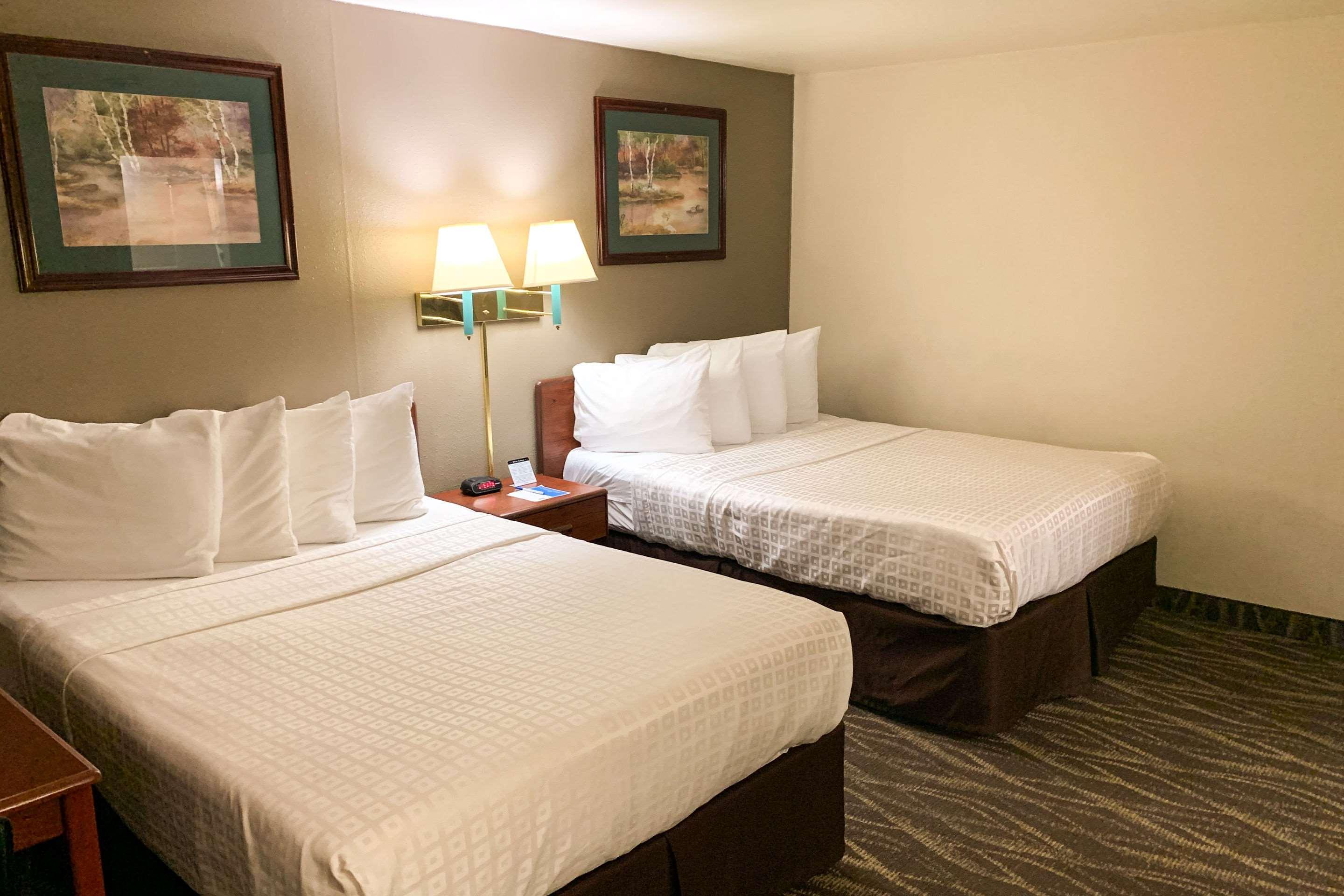 Rodeway Inn & Suites Sheridan Bagian luar foto