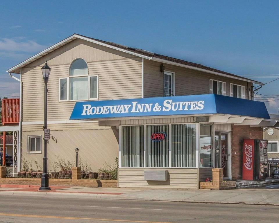 Rodeway Inn & Suites Sheridan Bagian luar foto