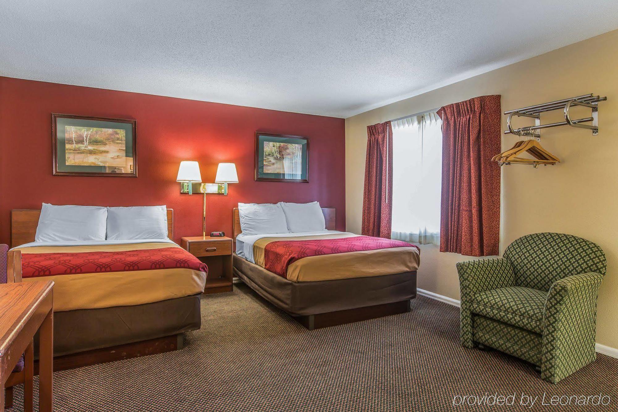 Rodeway Inn & Suites Sheridan Bagian luar foto